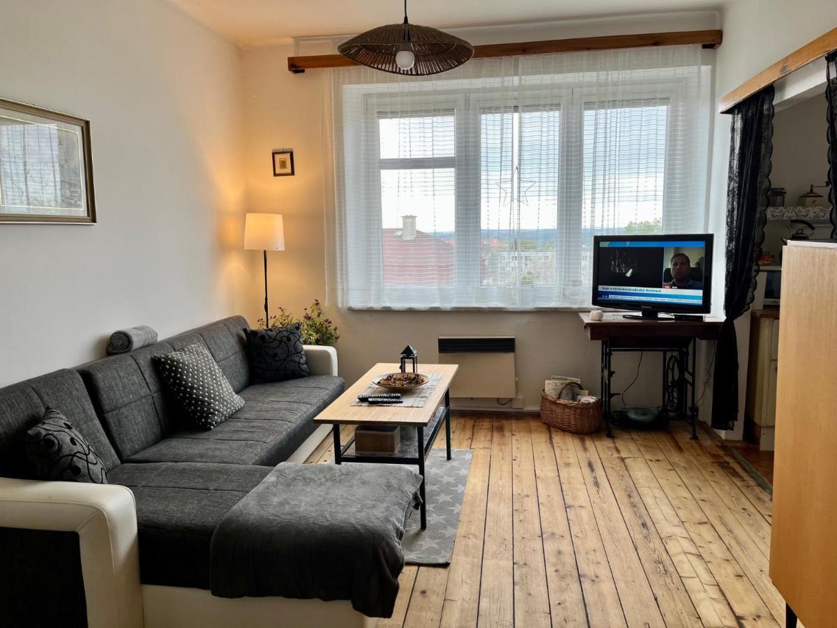 Ferienwohnung Slunny Byt S Krasnym Vyhledem Nové Město nad Metují Exterior foto